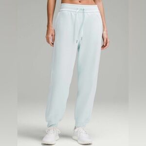 Lululemon Scuba High-Rise Relaxed Jogger *Full Length
Sheer Blue